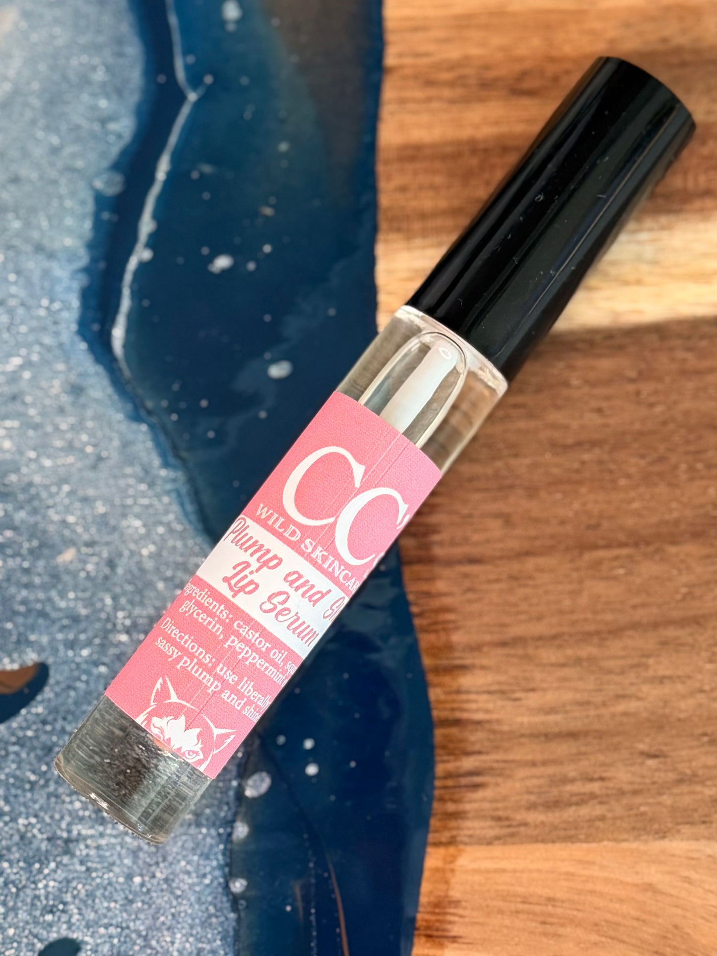 Plump and Shine Lip Essence