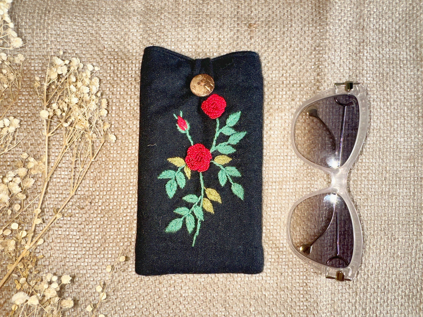 Flower Embroidered Soft Linen Eyeglass Case, Black Roses