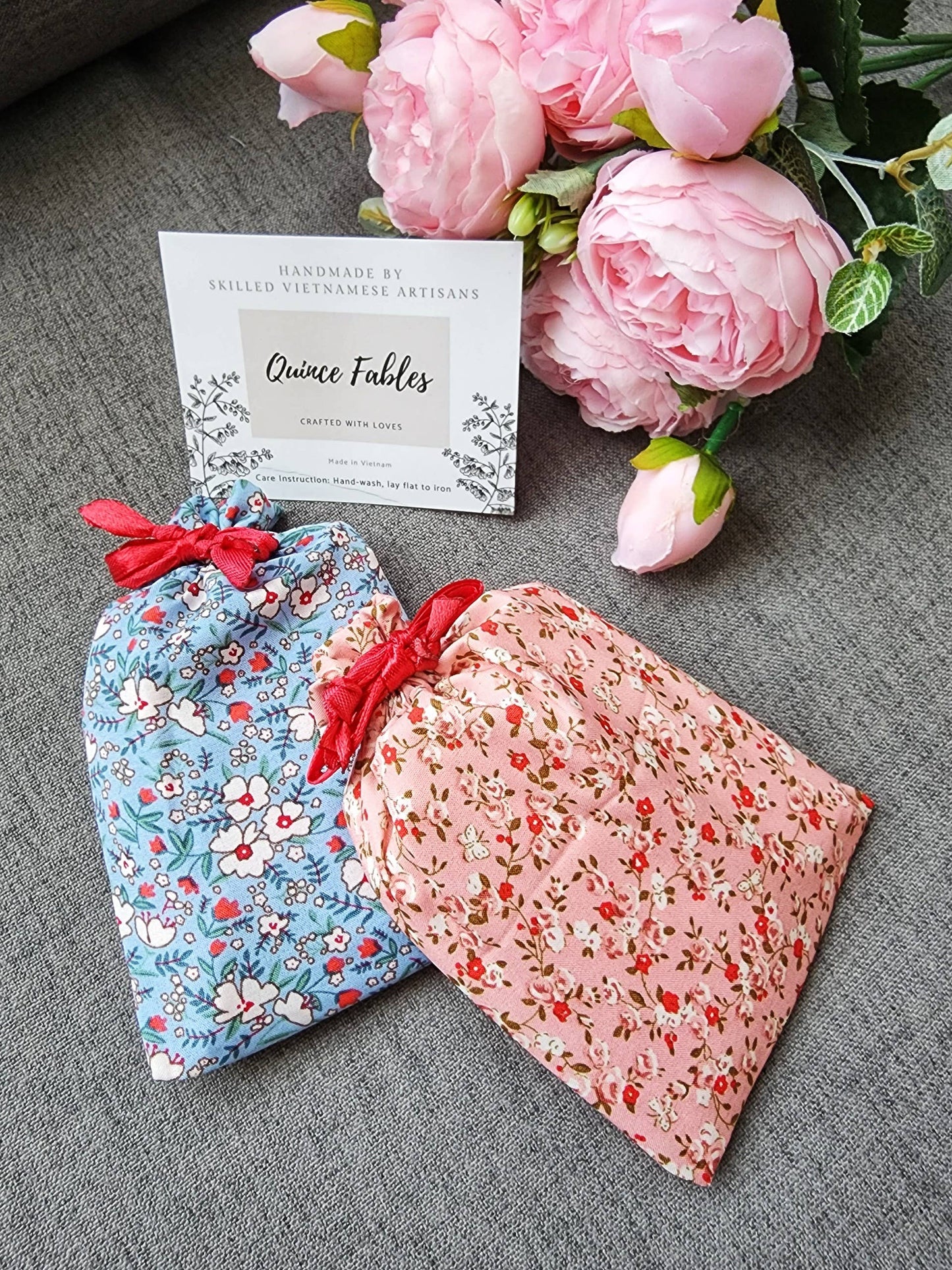 Floral Embroidered Compact Mirror, Flower cup