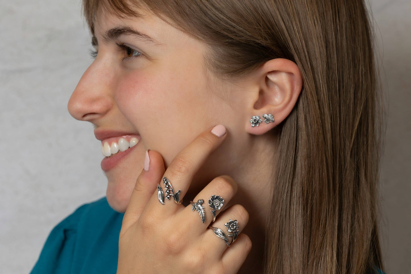 Adjustable Birth Flower Rings: Bronze / September - Morning Glory