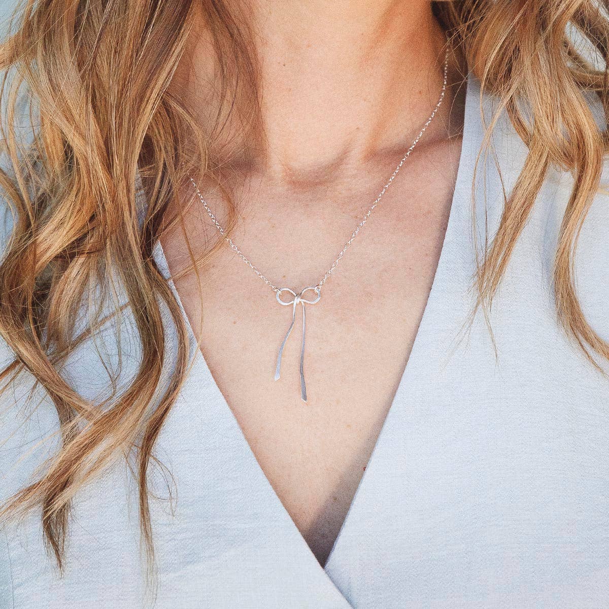 Wire Coquette Bow Dainty Necklace