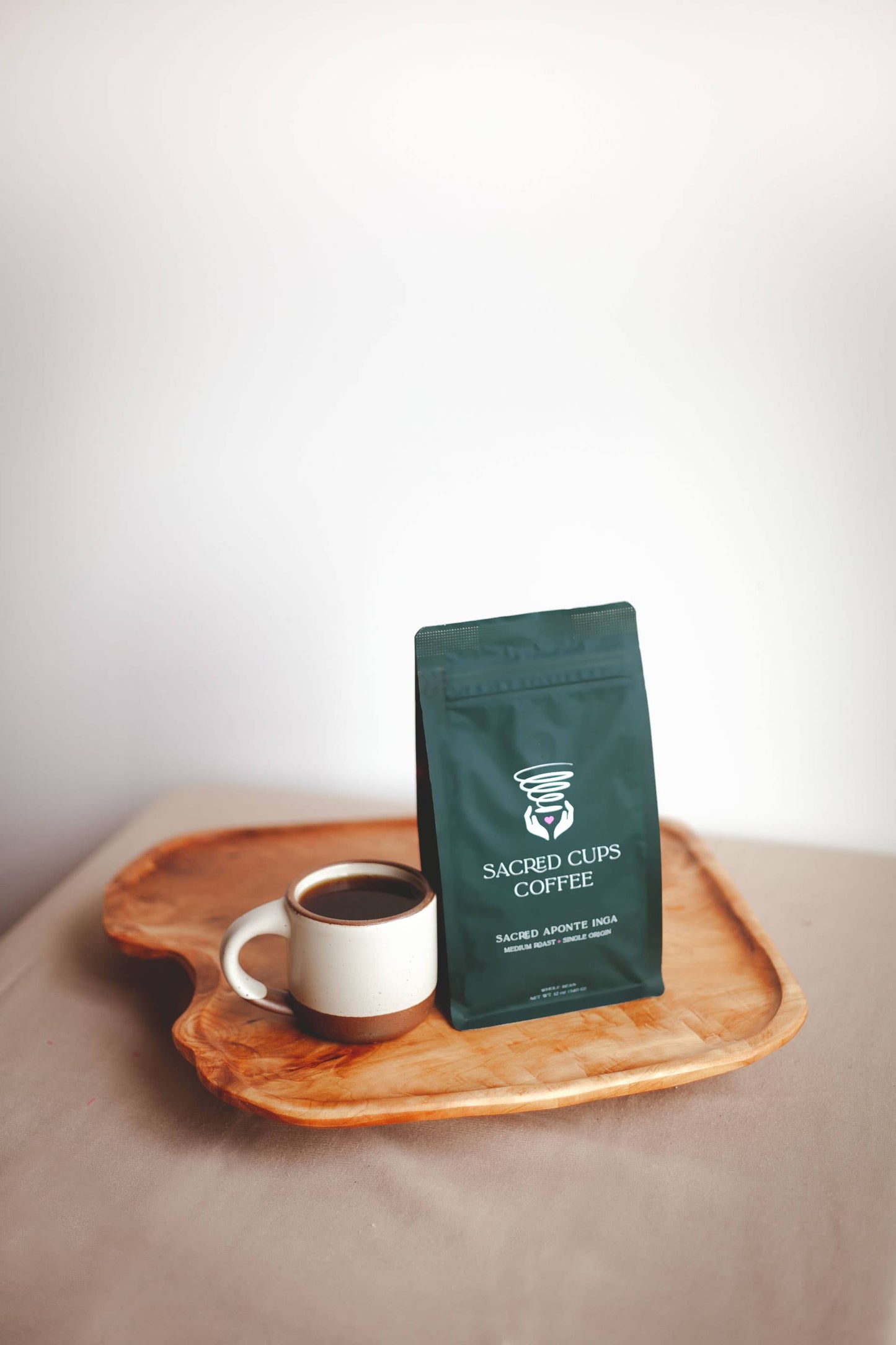 Mold Free Medium Roast Whole Bean Coffee|Aponte Inga