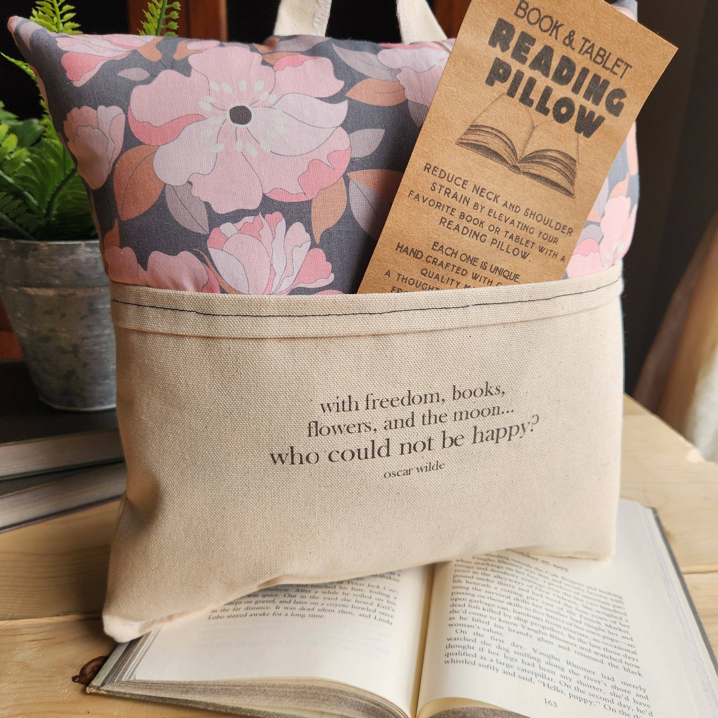 Oscar Wilde Reading Pillow